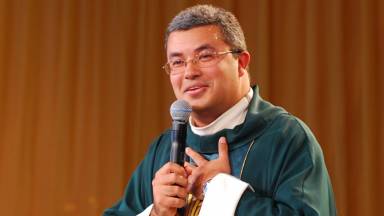 Deixe Deus agir através de você