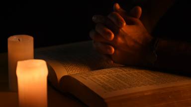 Crescemos na intimidade com Deus pela via do amor