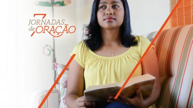 Manhã de pregação, oração e louvor