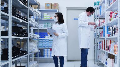 Saiba como doar corretamente medicamentos à nossa farmácia!