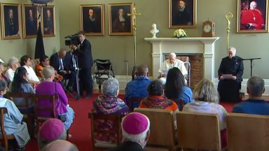 Papa se encontra com indígenas em Quebec: “caminhar juntos”