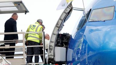 Papa inicia viagem ao Bahrein como peregrino da paz e fraternidade