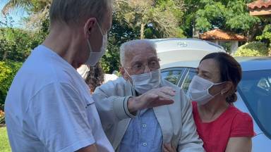 Monsenhor Jonas Abib tem alta hospitalar no dia de seu aniversário sacerdotal