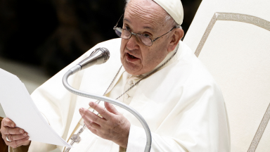 Papa na Audiência Geral: Bento XVI foi um grande mestre da catequese
