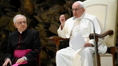 Papa na catequese: o Espírito Santo é “o motor da evangelização”