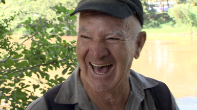 Conheça a história de Jorge, dono de um sorriso contagiante