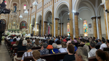 “Fomos ungidos para ungir”, destaca Dom Wladimir em Missa do Crisma
