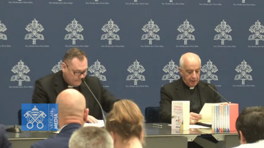 Dom Fisichella apresenta projetos para o Jubileu de 2025
