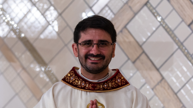 Conheça a história do padre Ricardo Rodolfo, vice-reitor do Santuário Pai das Misericórdias