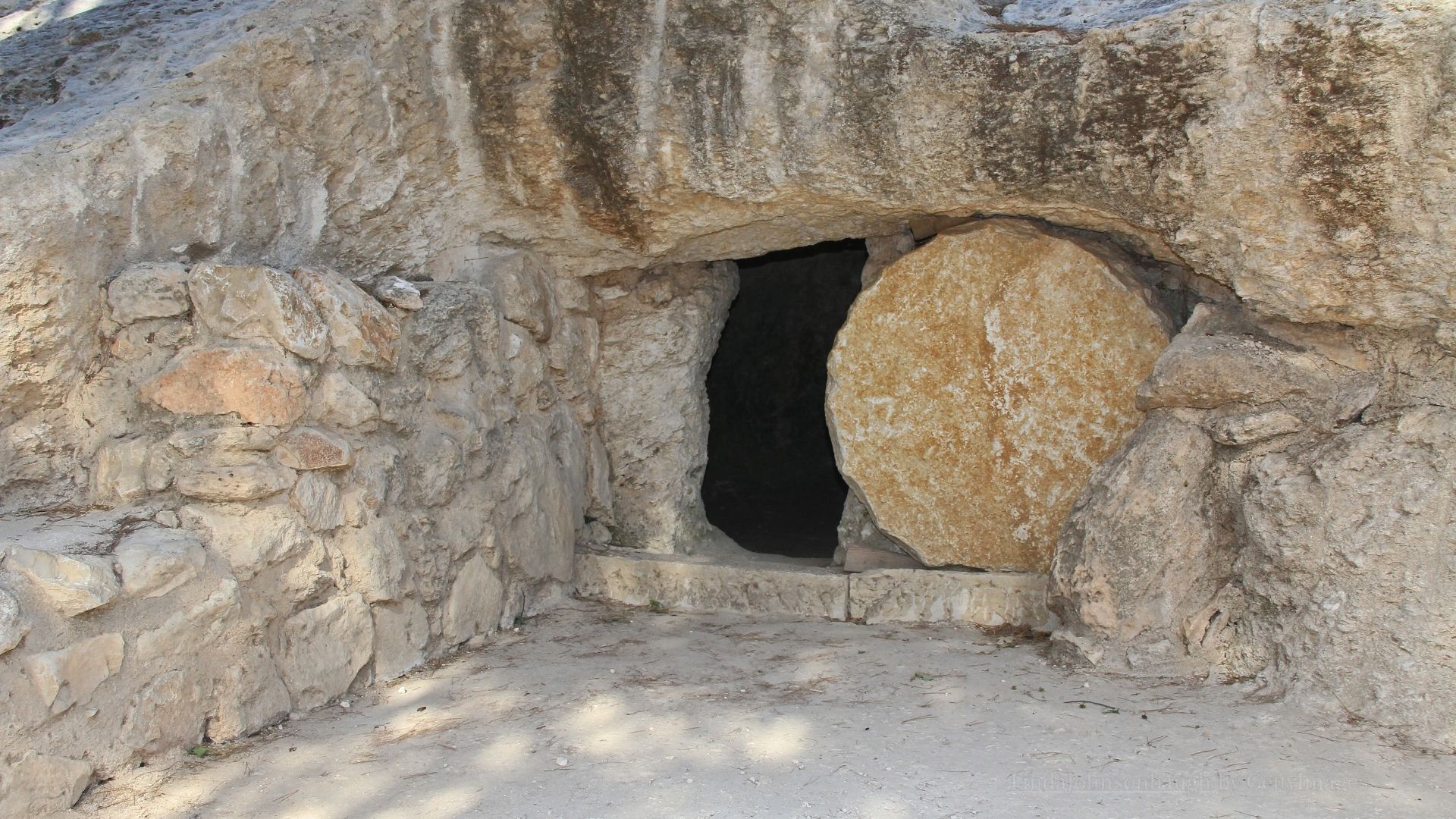 Timulo Onde o corpo Jesus foi enterrado? I Leia o trecho em Lc 23,50-56