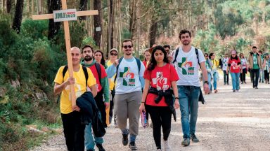 Papa reza pela JMJ: gostaria de ver lá uma semente do mundo do futuro