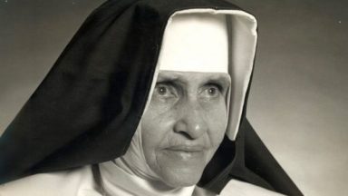 Reze a novena a Santa Dulce dos Pobres