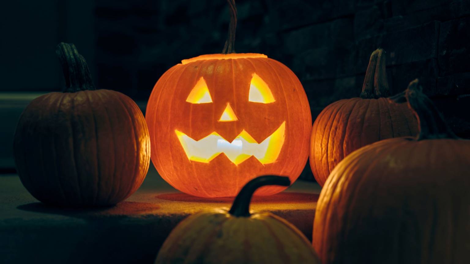 Halloween-compreendendo-a-origem-e-a-popularização-1536x864.jpg