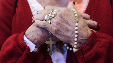 Nesta segunda, missionários da Canção Nova promovem Terço pela paz