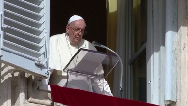 A guerra está matando o futuro das crianças, manifesta o Papa