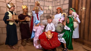 Vinde, adoremos o Salvador