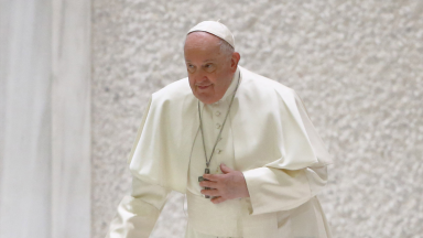 Papa: é preciso cultivar um amor incondicional pela verdade e pelo outro