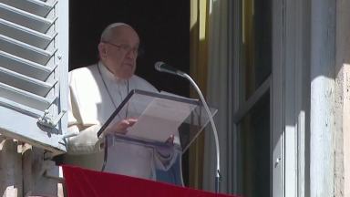 Após o Angelus, Papa expressa sua dor por vítimas da guerra na Ucrânia