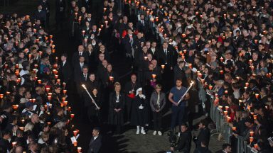 Via-Sacra sem o Papa: Jesus é a esperança da Igreja e do mundo