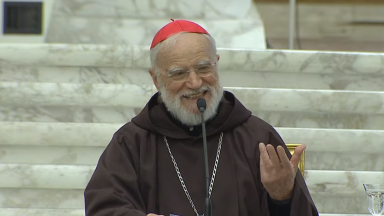 Cantalamessa: ao ressuscitar, Cristo abriu a fonte da esperança