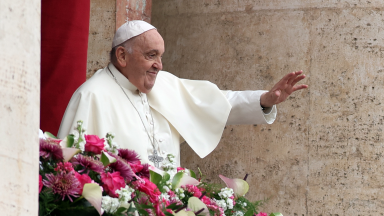 Papa: só Jesus pode remover pedras que fecham caminho para a vida