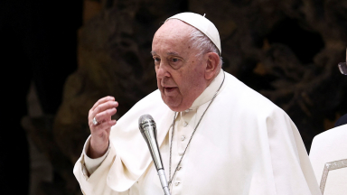 Que a Igreja continue a se empenhar na prevenção do abuso, exorta Papa