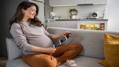 Entenda a imensa conexão entre mamãe e bebê na gestação