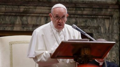 Papa aos sacerdotes: sejam verdadeiros ícones de Jesus