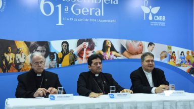 Vida consagrada, mártires e formação de religiosos são temas de coletiva