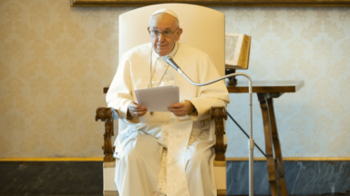 Papa deseja ir a Nicéia para o aniversário de 1700 anos do Concílio