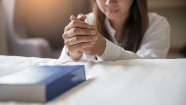 Rezar e ter intimidade com Deus: é preciso aprender?
