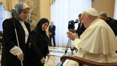 Excluir pessoas com deficiência é uma grave discriminação, afirma Papa
