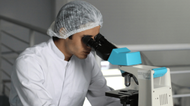 Diagnóstico precoce é maior estratégia de cura do câncer, diz oncologista