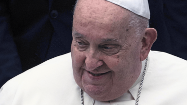 Fazer o bem a todos, começando pelos mais necessitados, pede Papa