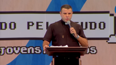 Espírito Santo, fogo que nos impulsiona a dar tudo por Cristo!