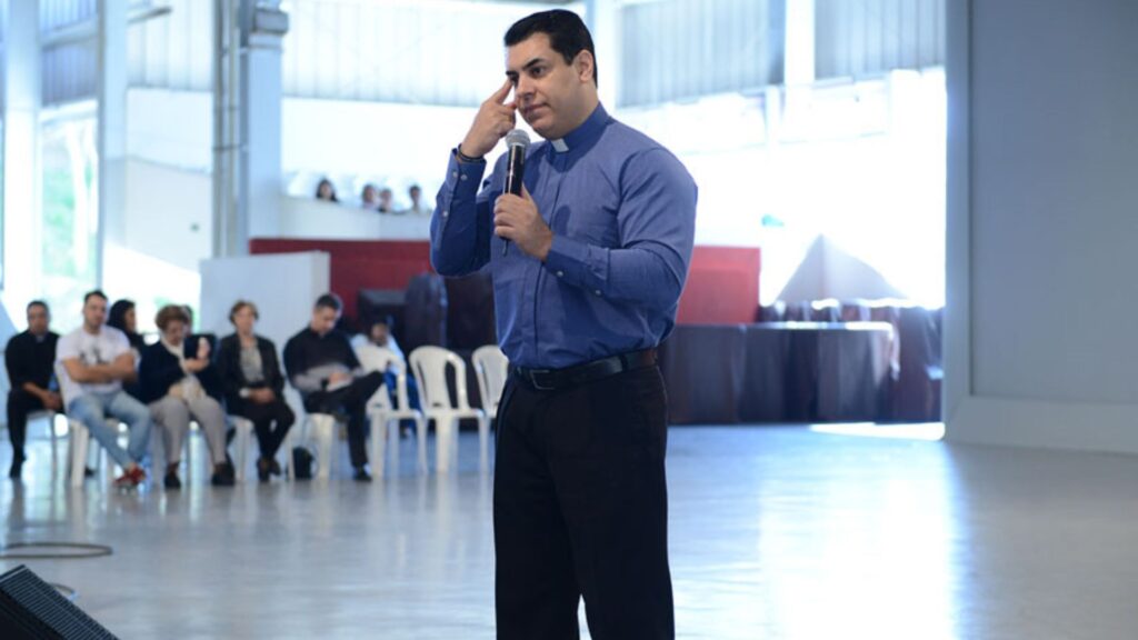 Padre-Chrystian-Shankar-7-1024x576.jpg