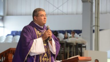 “E tu, uma vez convertido, ampara teus irmãos