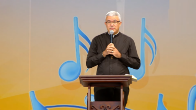 Somente um coração novo pode cantar um canto novo