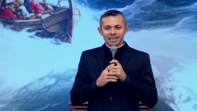 Jesus, o Senhor do vento e do mar!