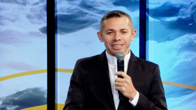 Eu te ouvi no escondido da tempestade