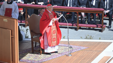 Veja a íntegra da homilia do Cardeal Re nas exéquias do Papa Francisco
