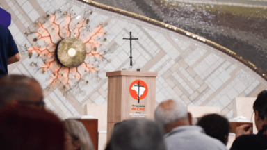 Visita da Cruz da 1ª Missa no Brasil é convite a voltar às origens, diz padre