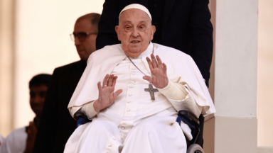 Papa na catequese: Deus sempre nos procura, a porta está sempre aberta