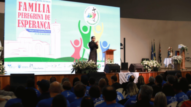 Simpósio Nacional das Famílias reúne cinco mil pessoas em Aparecida