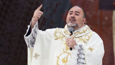 O Senhor nos livrará das mãos de nossos inimigos