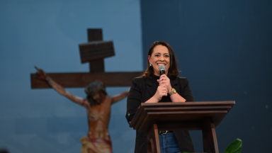 A Virgem Maria combate em nosso favor