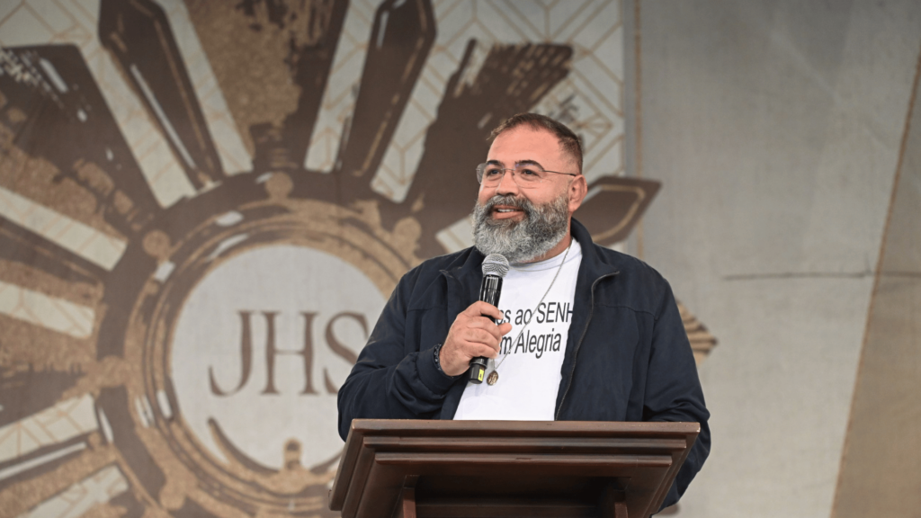 Nelinho-Augusto-I-Maria-modelo-dos-conselhos-evangelicos--1024x576.png