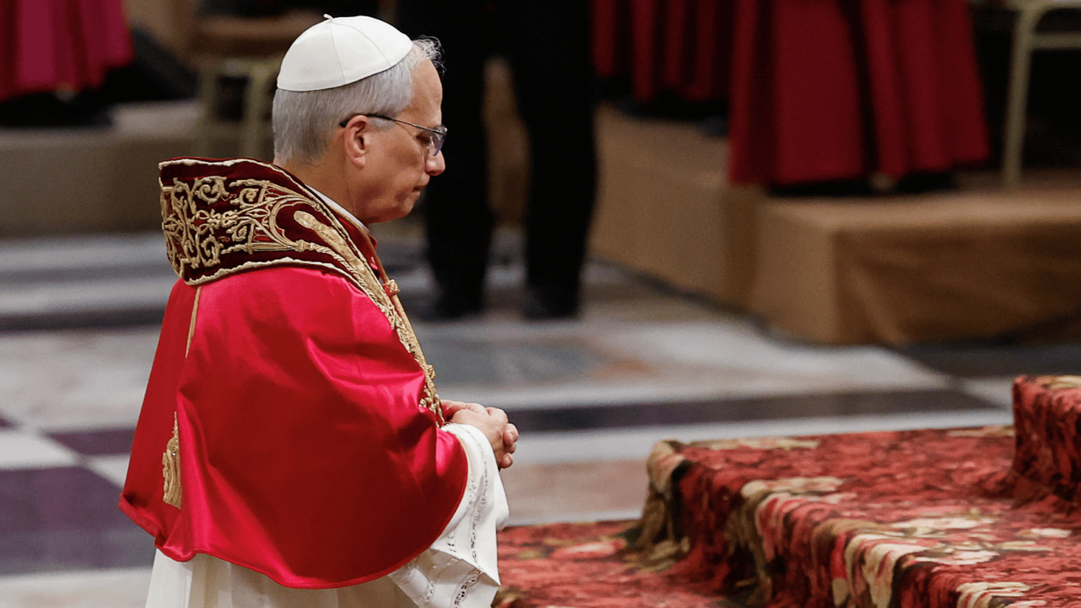 papa-leao-XIV-oracao_REUTERSRemo-Casilli-1536x864.png