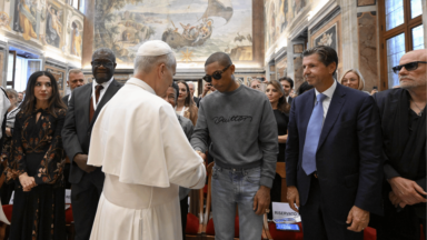 Fraternidade é a resposta à indiferença, afirma Papa
