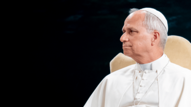 Que não haja diferença entre o que se prega e o que se vive, pede Papa